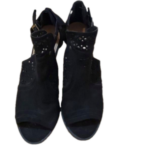 American Eagle by Payless Suede Cutout Heels - Size 8